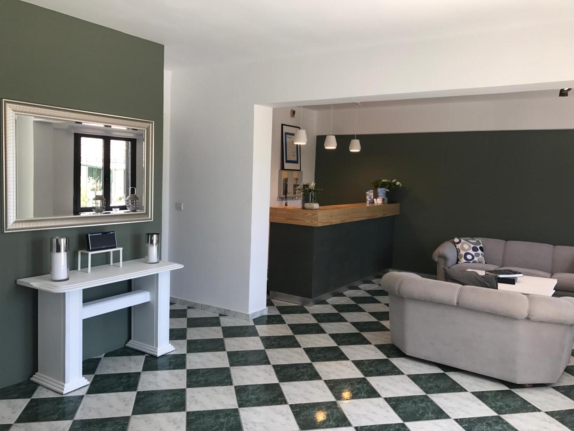 Natalie'S Hotel Skala  المظهر الخارجي الصورة