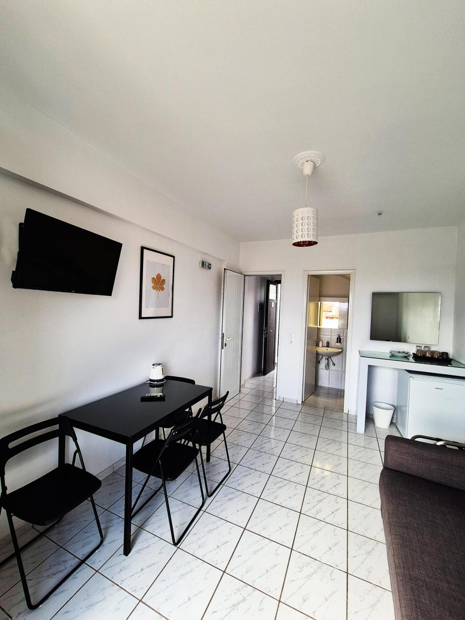 Natalie'S Hotel Skala  المظهر الخارجي الصورة